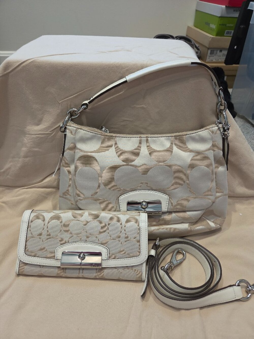 NWT! Coach Signature East / West Kristin Crossbody With Wallet